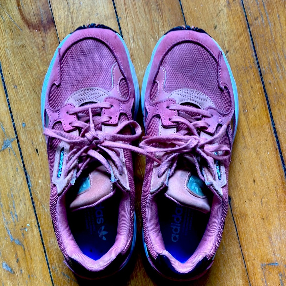 Adidas sneakers, Size 9
